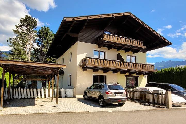 Ferienhaus für 8 Personen, mit Balkon und Garten, mit Haustier in Zell am See