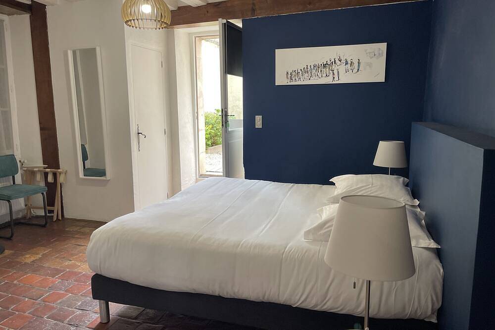 Apartamento entero, Le Damier-Apartamento-De Lujo-Baño Privado-Patio in Auxerre, Auxerre region