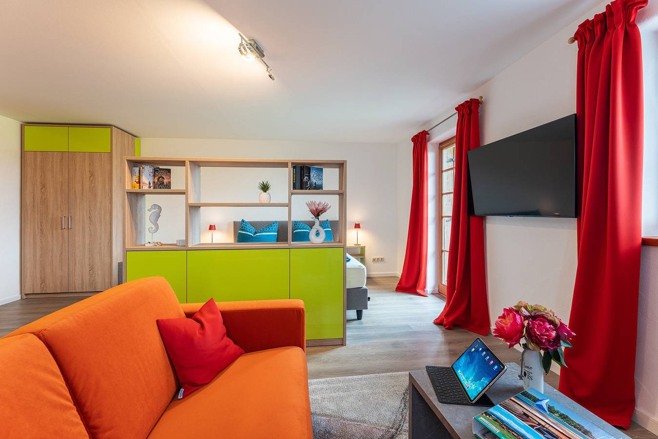 Ganze Ferienwohnung, Jakobos Tapasbar - Ferienwohnung "Jakobo" 44qm, Balkon in Eggstätt, Chiemsee