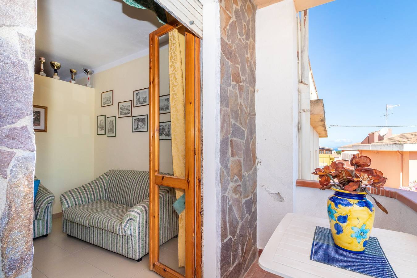 Appartamento intero, Appartamento per vacanze Casa Rita con Balcone & A/C in Lu Bagnu, Castelsardo