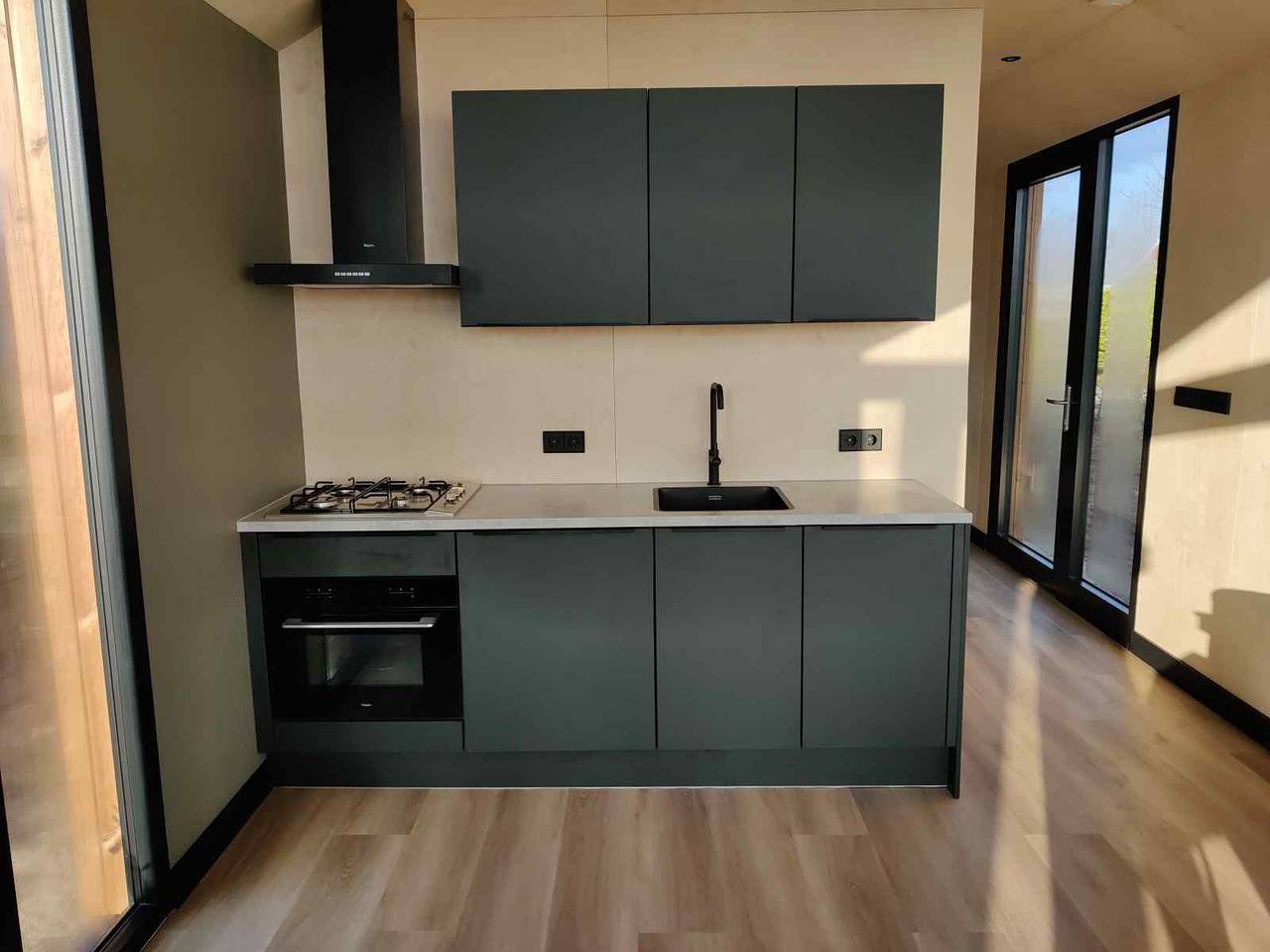 Modern 4-person tiny house at Eigen Wijze holiday park in Bant, IJsselmeer