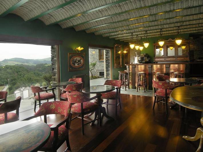 Hôtel pour 2 personnes, avec jardin et vue ainsi que terrasse et piscine dans Luarca - 2