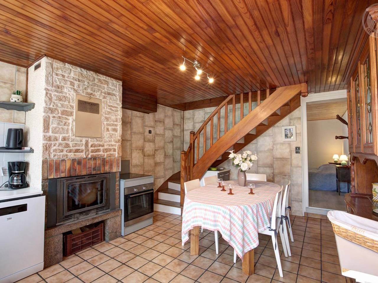 Gîte chaleureux avec animaux admis et wifi à Saint-Jean-la-Vêtre in Saint-Jean-la-Vêtre, Montbrison