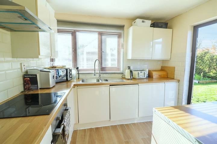 Pet Friendly Home in Chelmsford-Hot Tub-Sleeps 6 in Purleigh, Essex
