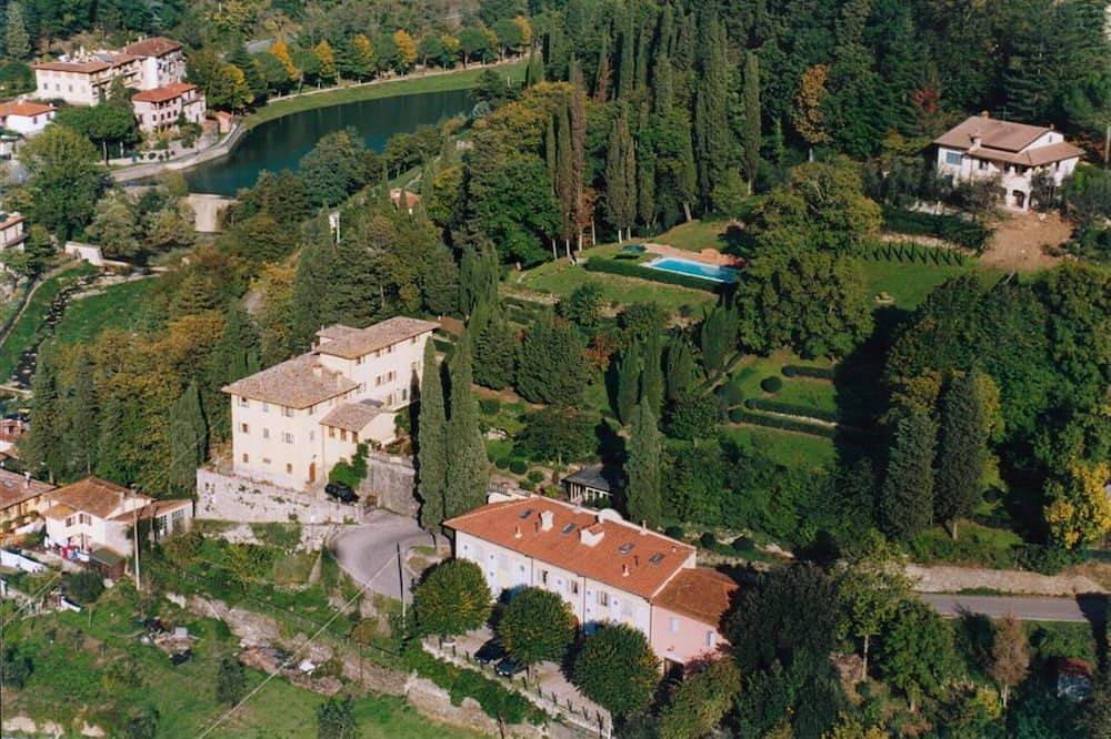 Luxusvilla aus dem 18. Jahrhundert Nur wenige Gehminuten von einem hübschen Dorf entfernt in Londa, Florenz Provinz