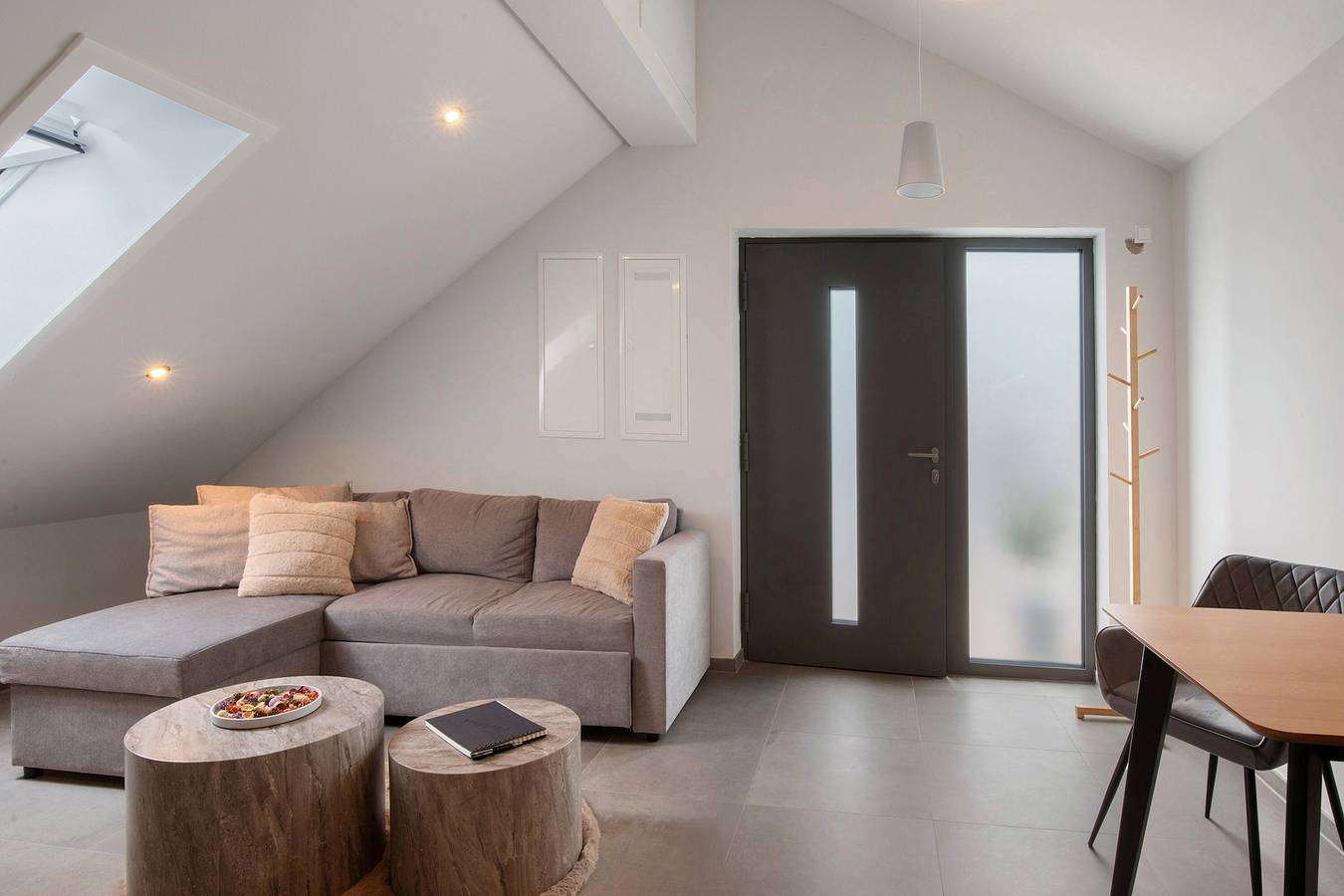 Ganze Wohnung, Ferienwohnung '6' mit Bergblick, privater Terrasse und Wi-Fi in Bad Ditzenbach, Landkreis Göppingen