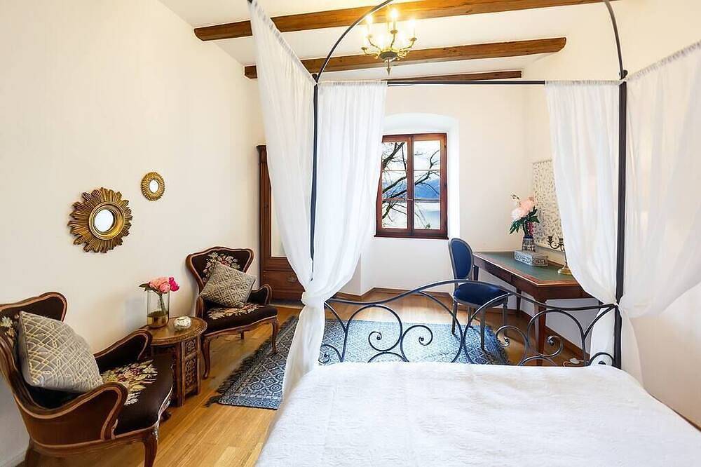 Appt 2 Bedroom - Château du Châtelard in Montreux, Genfer See