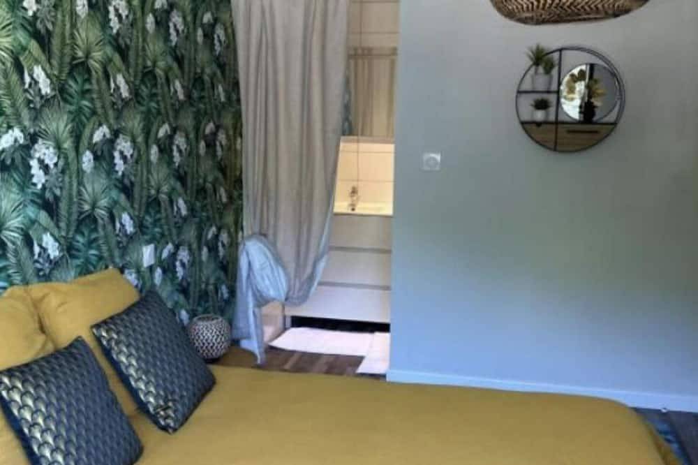 Entire apartment, Appartement t2 Bord du lot in Espalion, Massif Central