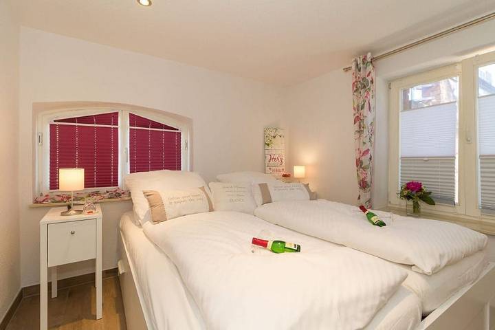 Ferienhaus für 8 Personen, mit Garten, kinderfreundlich in Kühlungsborn - 4