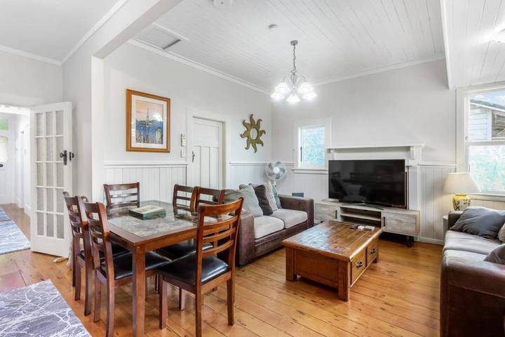 Bungalow für 8 Personen, mit Garten in Auckland