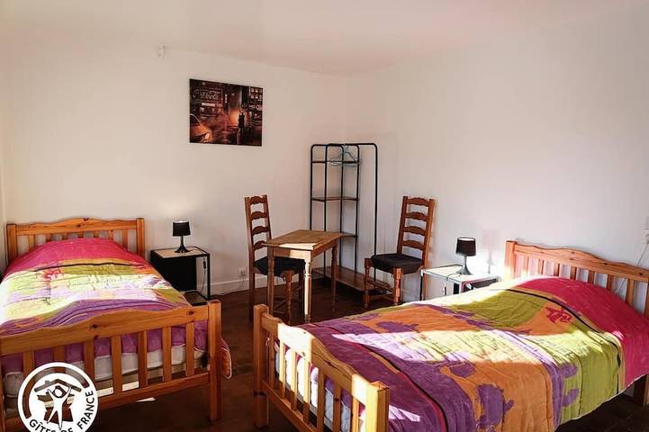 Location de vacances pour 4 personnes, avec Jardin à Rudelle - 3