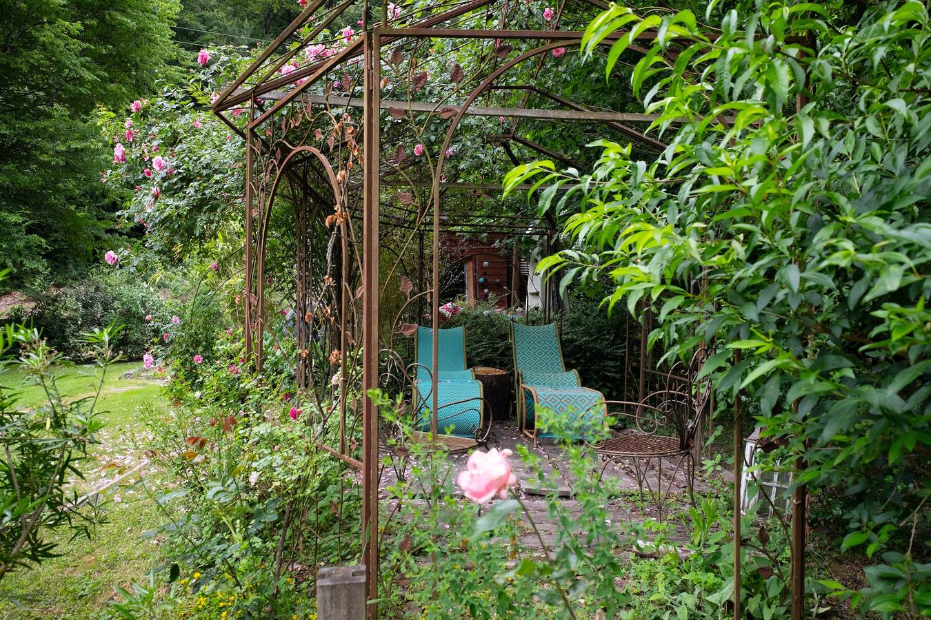 Chalet des Amoureux avec terrasse et jardin privés, Wi-Fi, pêche, rando in Épinal, Région d'Épinal