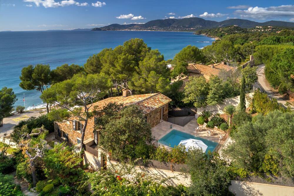 Villa polygale in Gigaro, La Croix-Valmer