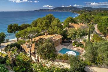 Villa pour 10 personnes, avec jacuzzi dans Gigaro