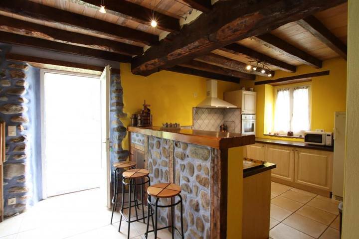 Location de vacances pour 6 personnes, avec jardin dans Lasse - 4