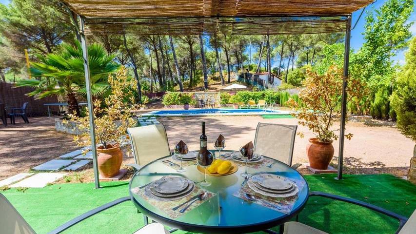 Casa de vacaciones para 7 personas, con terraza además de jardín y piscina en Córdoba - 4