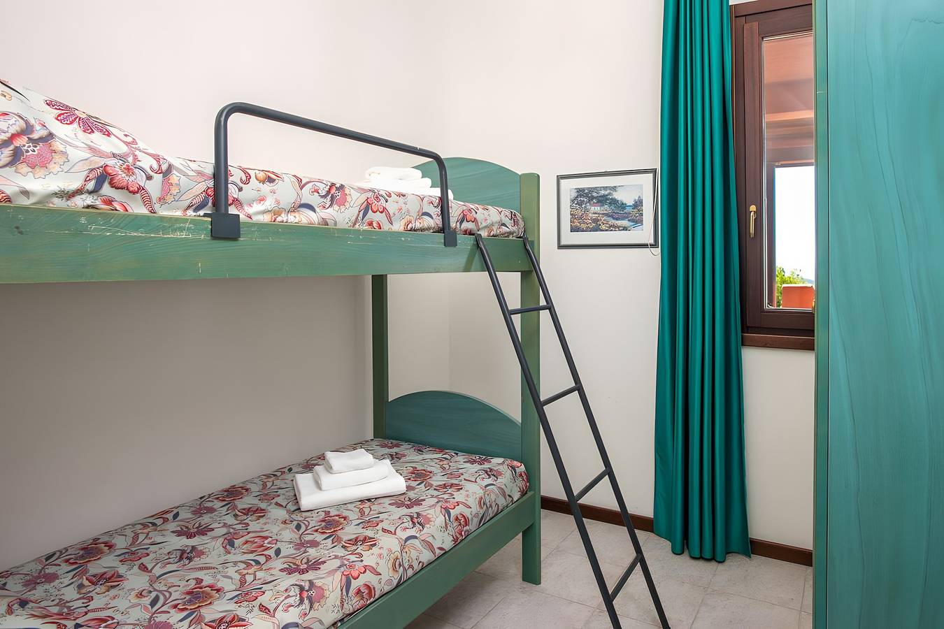 Entire apartment, P.R. Club - Three-Room Enea 32 with Sea View, Private Terrace and Air Conditioning in Centola, Cilento