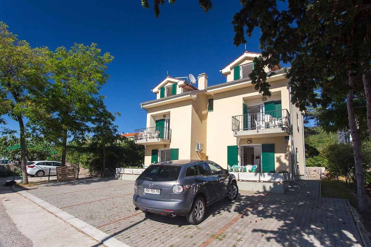 Ganze Ferienwohnung, Ferienwohnung mit Terrasse  in Punat, Krk