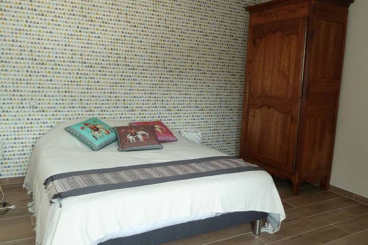 Location de vacances pour 6 personnes, avec jardin et terrasse à Médis - 3