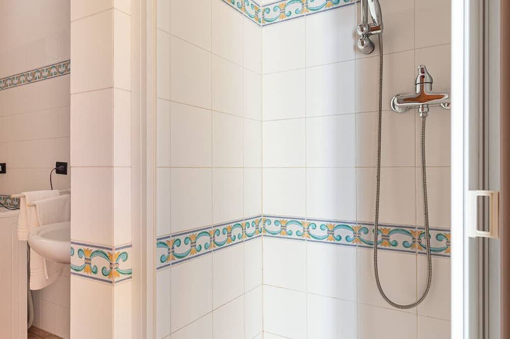 Entire apartment, Cozy 1 bedroom apartment centrally located in Capo d'Orlando, Sicily in Capo d'Orlando, Messina Province