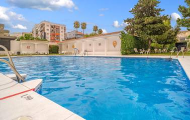 Ferienwohnung für 7 Personen, mit Terrasse und Pool in Fuengirola