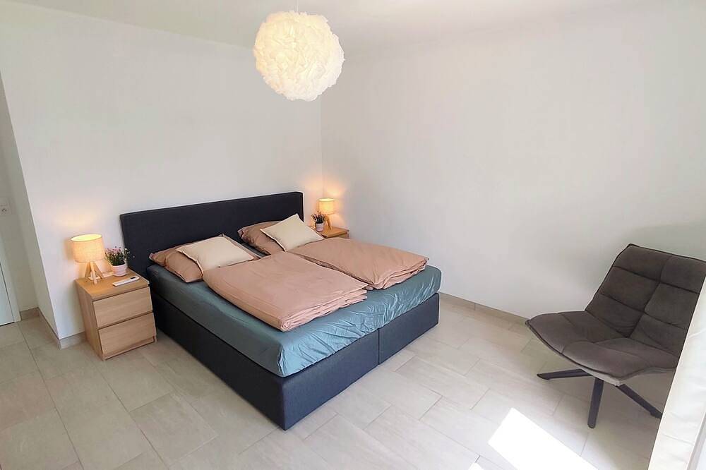 Quiet and spacious 208 m² villa with swimming pool & air conditioning in Trans-en-Provence, Draguignan Region