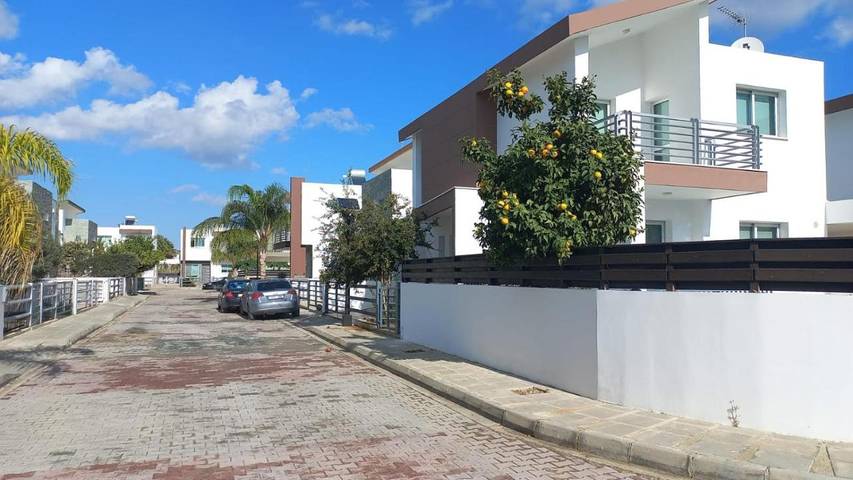 Villa for 6 people, with Balcony and Terrace as well as Pool in Larnaca District