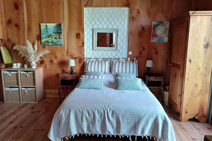 Gîte pour 2 personnes, avec terrasse, animaux acceptés à Billom - 2