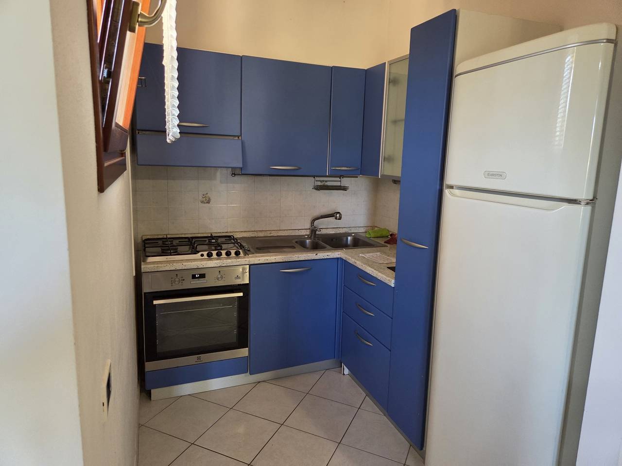 Entire apartment, Charming Apartment in La Maddalena with Private Terrace in Capoterra, Campidano