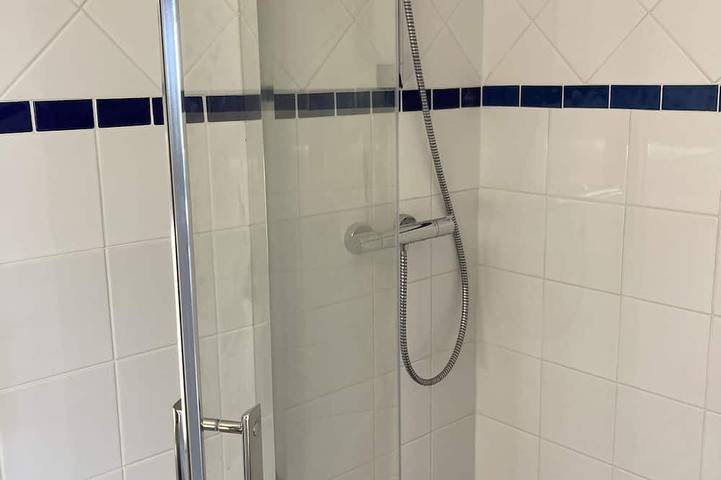 Gîte pour 5 personnes, avec jardin et piscine dans Plage des Engraviers - 3