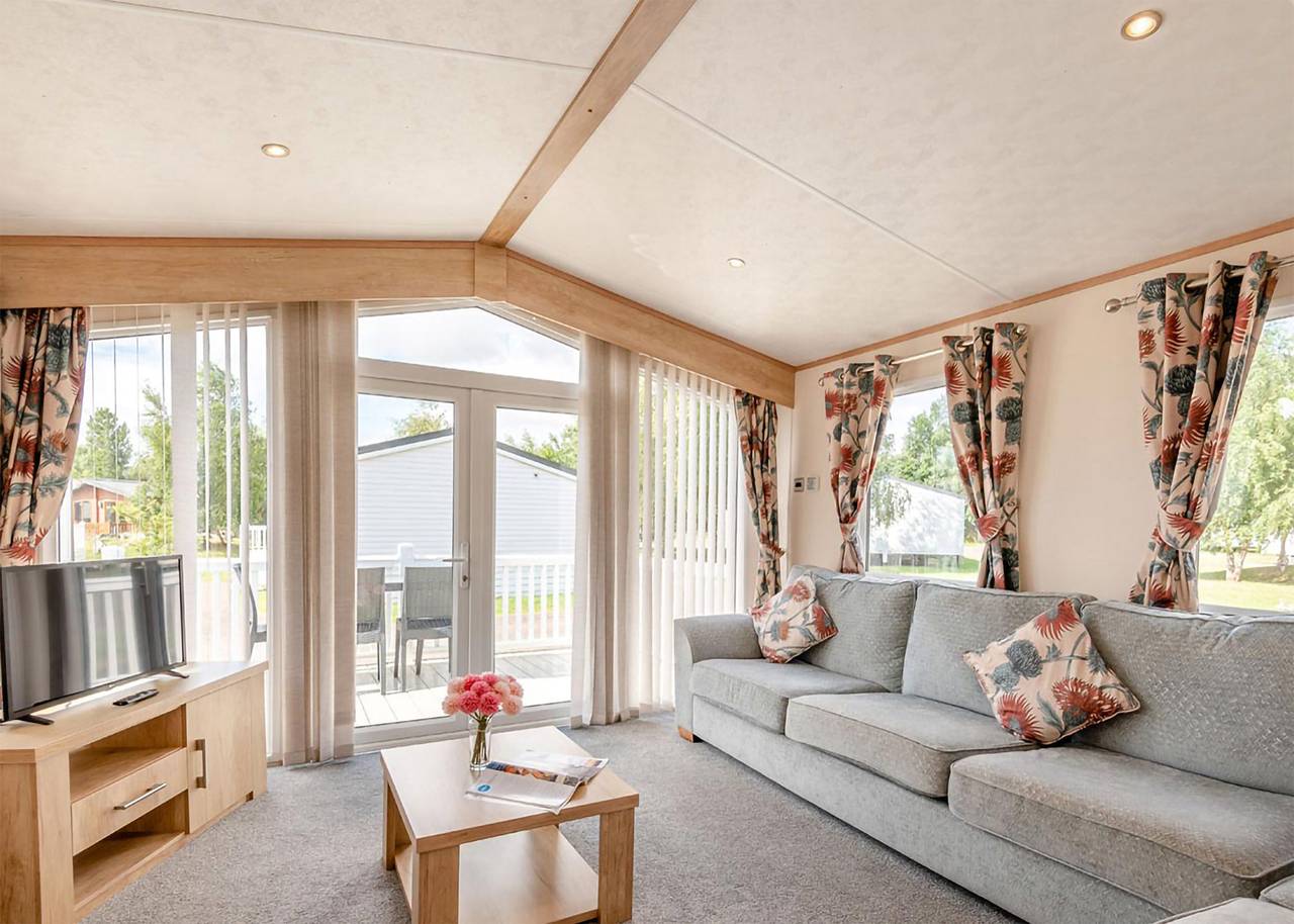 Gold Premium Caravan with parking & decking 4 in Skegness, Lincolnshire