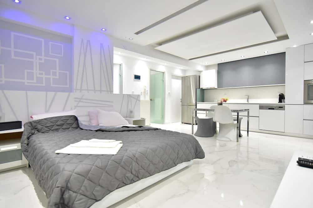 Ganze Wohnung, Alpha Delta Pool Suite in Palaio Tsifliki, Kavala Region