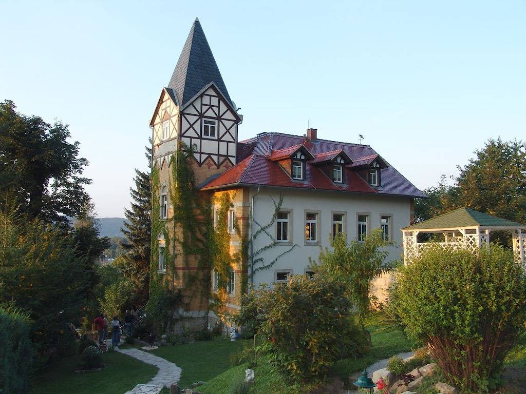 1 Norit Schlosser Komfortable Ferienresidenz in Heidenau, Elbsandsteingebirge