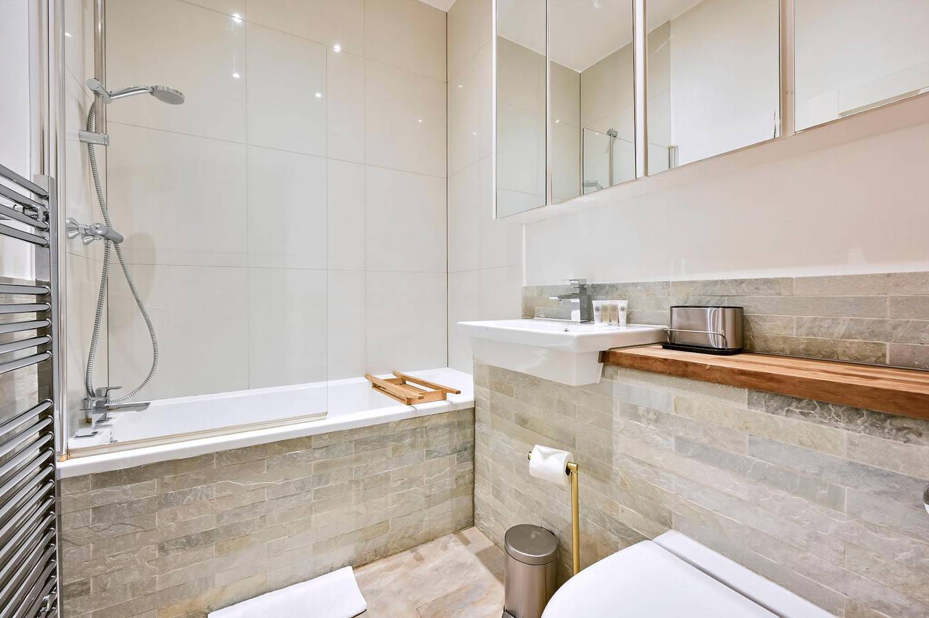 Apartamento entero, Guestready - Escondite sublime en Earl's Court in Kensington y Chelsea, Londres