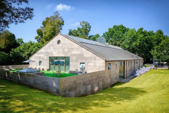 Hôtel pour 2 personnes, avec jardin ainsi que vue et sauna à Brión - 3