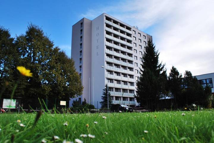 Hotel dla 2 osób, z Taras i Ogród oraz Sauna i Widok w Trutnov