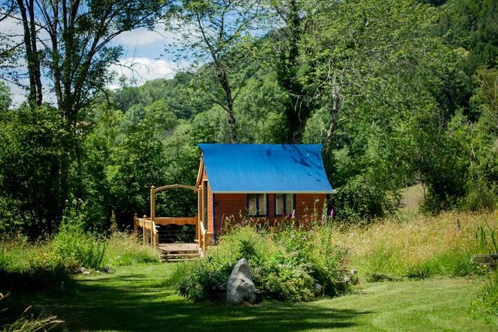 Camping pour 2 personnes, avec vue ainsi que jardin et terrasse, animaux acceptés