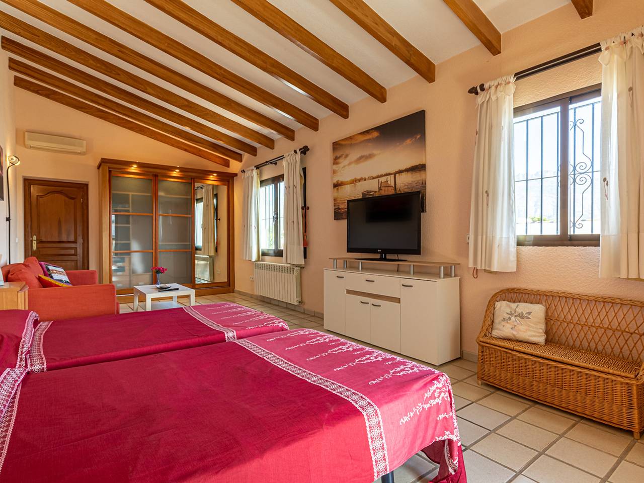 Entire apartment, Apartment in Altea with Pool and Wifi, Near Beach in Altea, Costa Blanca