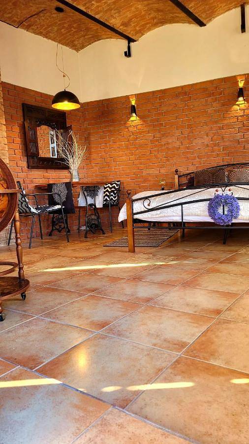 Geheel appartement, Studio Colonial in Rumburk, Boheems Zwitserland
