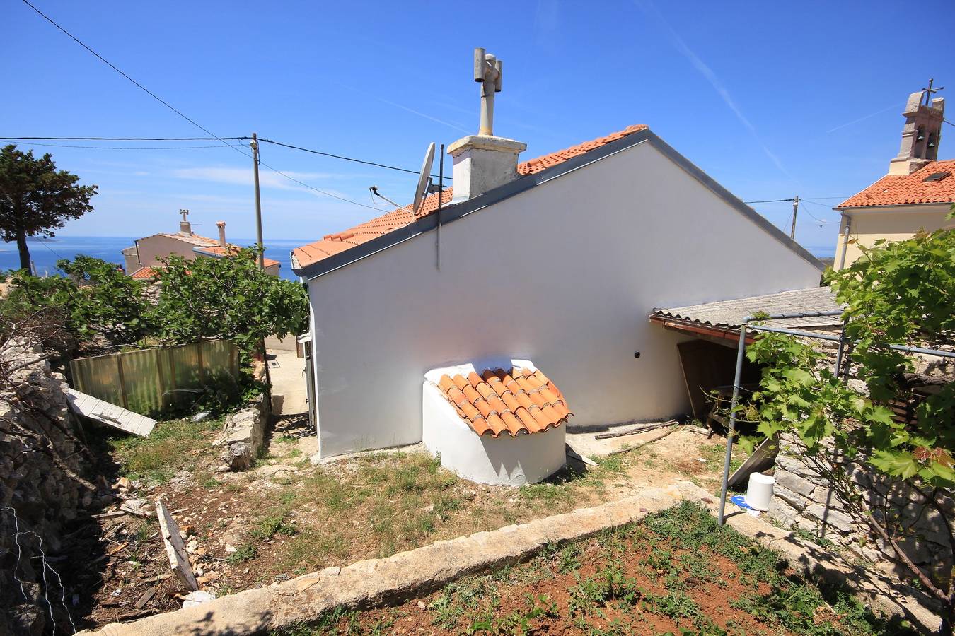 2-Zimmer-Haus mit Terrasse und Meerblick Ustrine, Cres in Cres