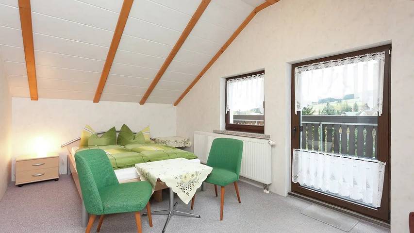 Chalet für 5 Personen, mit Garten am Rennsteig - 4