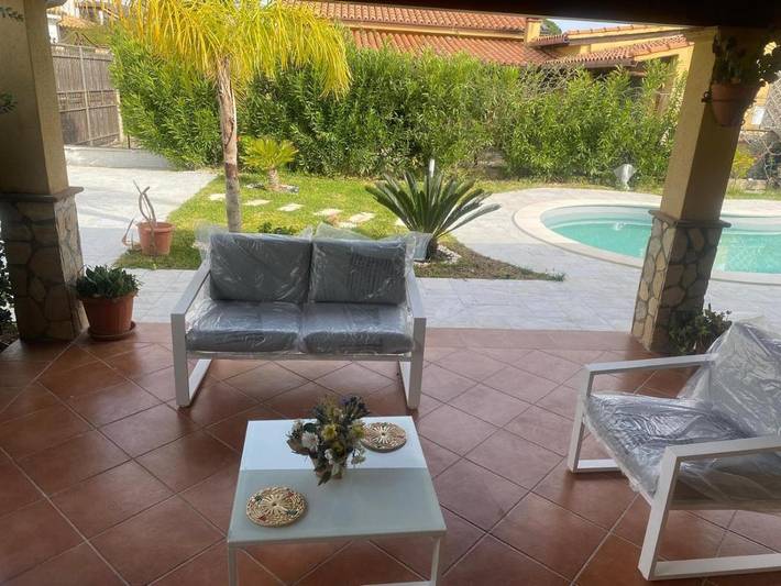 Location de vacances pour 4 personnes, avec jardin et piscine à Campofelice di Roccella - 3