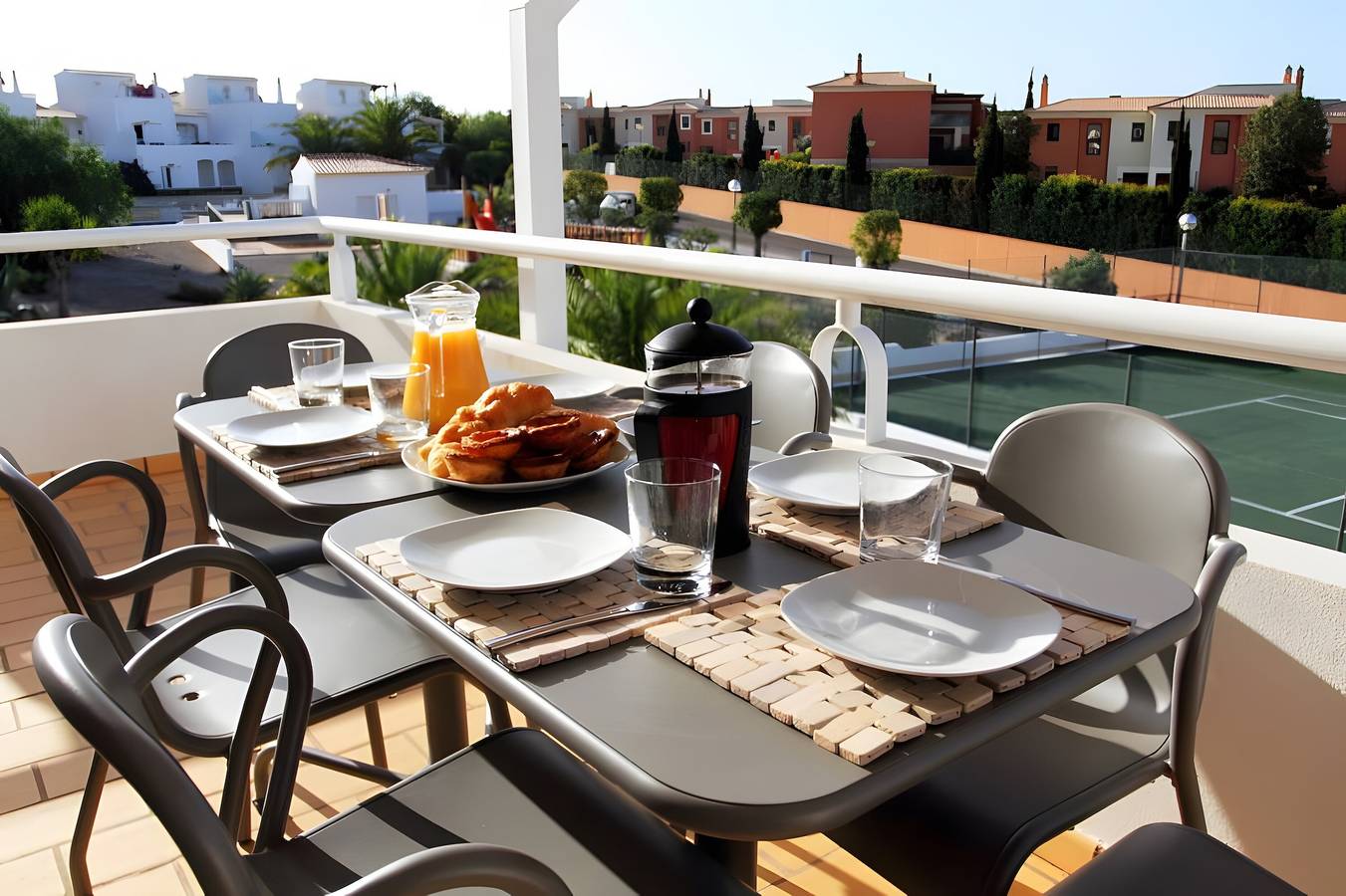 Stadthaus mit Gemeinschaftspool in Carvoeiro, Algarve, Portugal in Carvoeiro, Lagoa