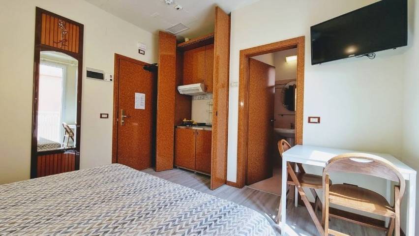 Studio für 2 Personen, mit Balkon in Marche - 4
