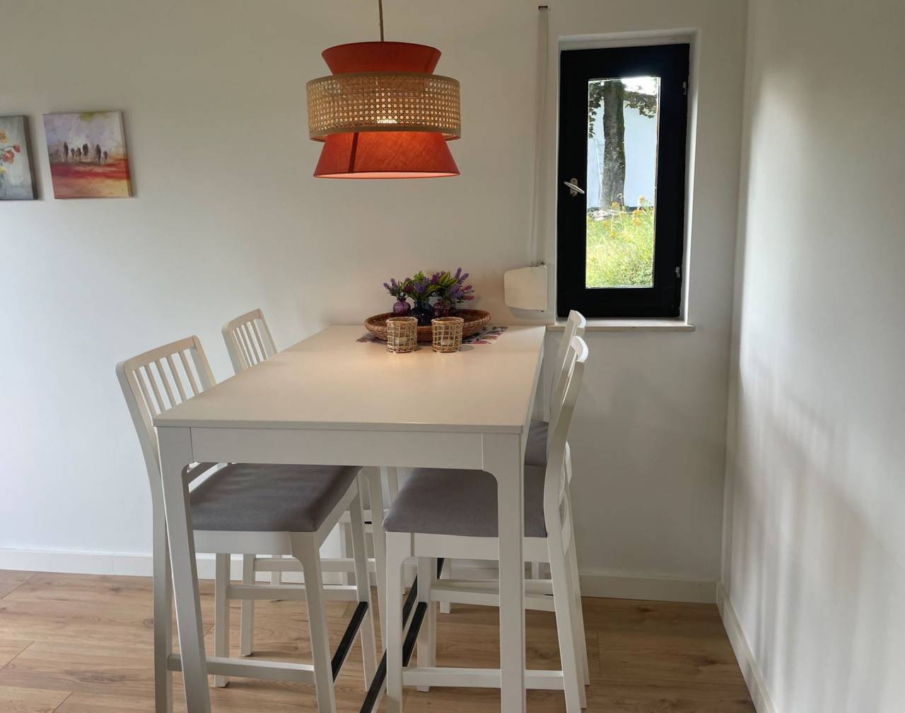 4-Personen-Ferienhaus am sonnigen Berghang mit Blick auf das Tal bei Husen, auf dem Lande in Lichtenau, Teutoburger Wald