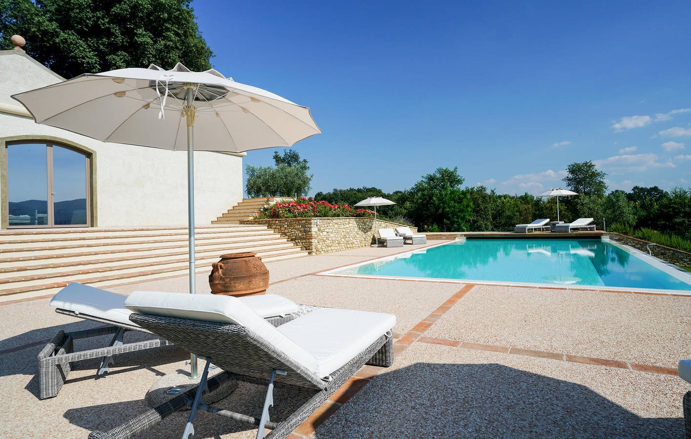 Acogedor apartamento en Leccio con WiFi, aire acondicionado, aparcamiento y terraza in Reggello, Valdarno