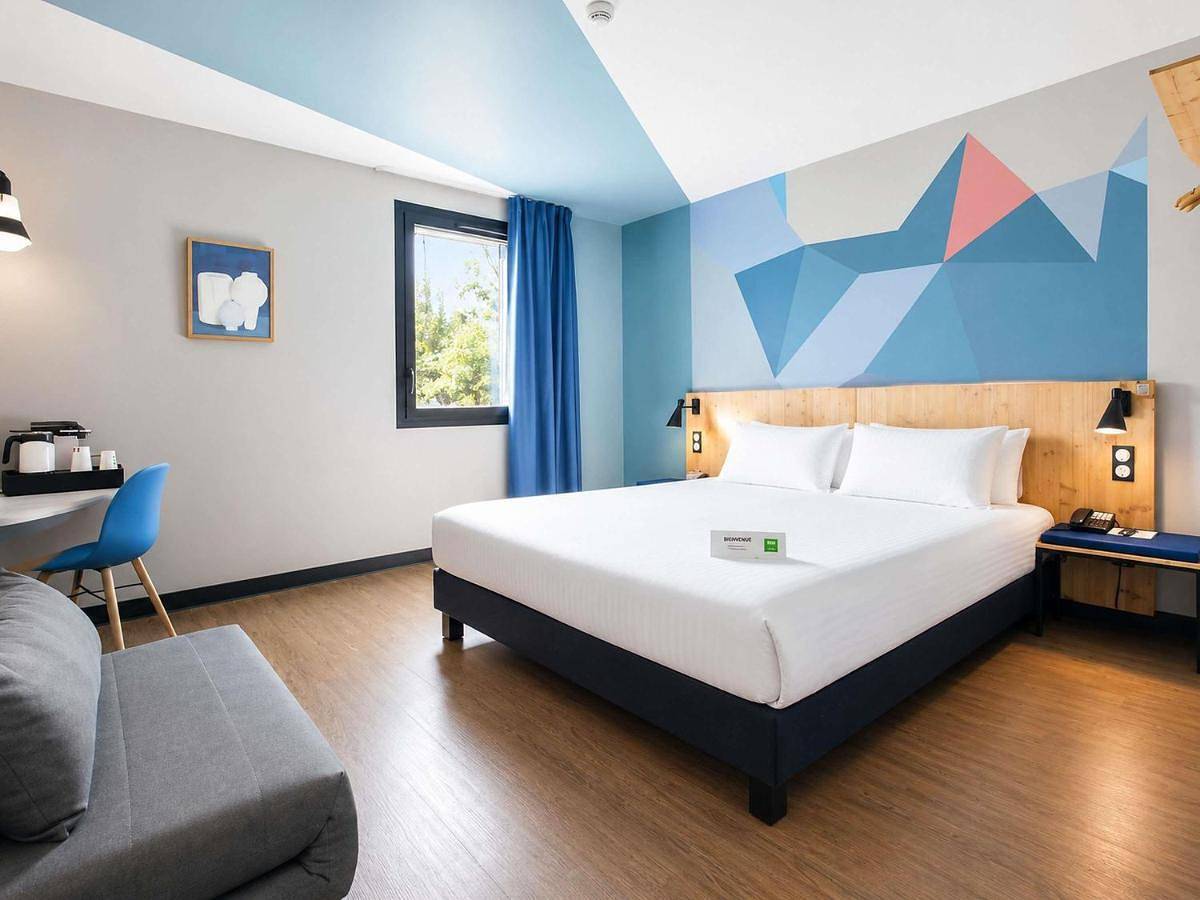 Ibis Styles Evry Lisses Paris Sud in Lisses, Essonne