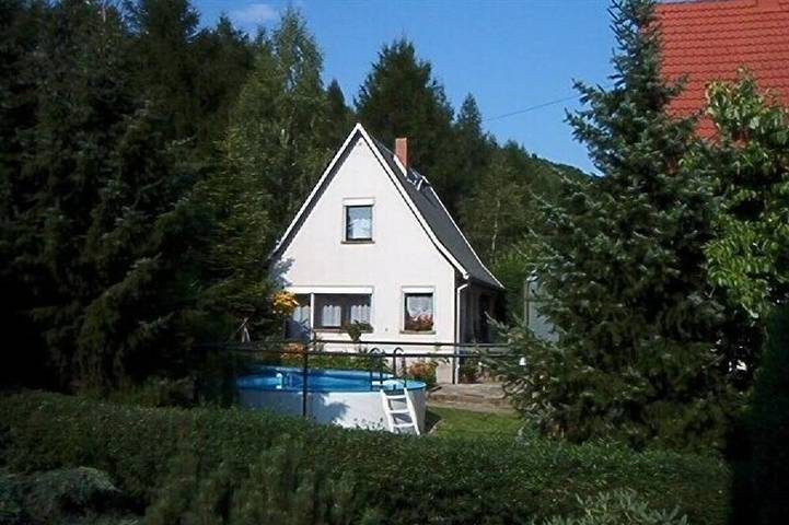 Ferienhaus für 5 Personen, mit Garten und Pool - 1