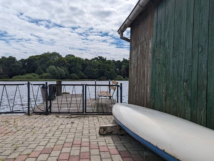 Ferienwohnung für 2 Personen, mit Terrasse und Seeblick sowie Garten am Fleesensee - 4