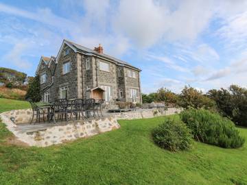 Cottage for 10 People in Coverack, Cornwall, Photo 2